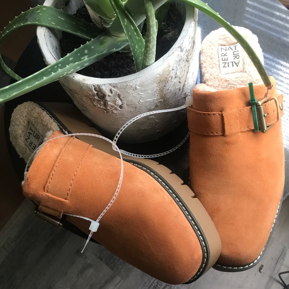 New Naturalizer Women’s Genn-Connect Slip on Mules